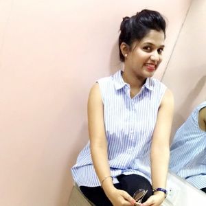 Meet your Posher, Shruti